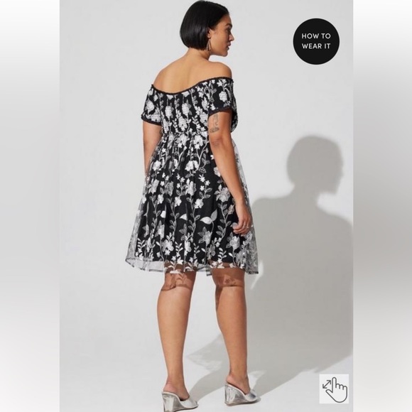 Plus Dress - Picture 5 of 8